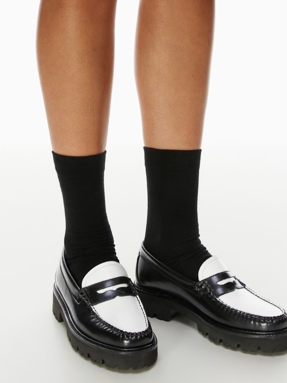 Bass Whitney Superlug Black & White Leather Penny Loafers NWOT Sz 8.5